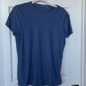 Soft matte seamless tee